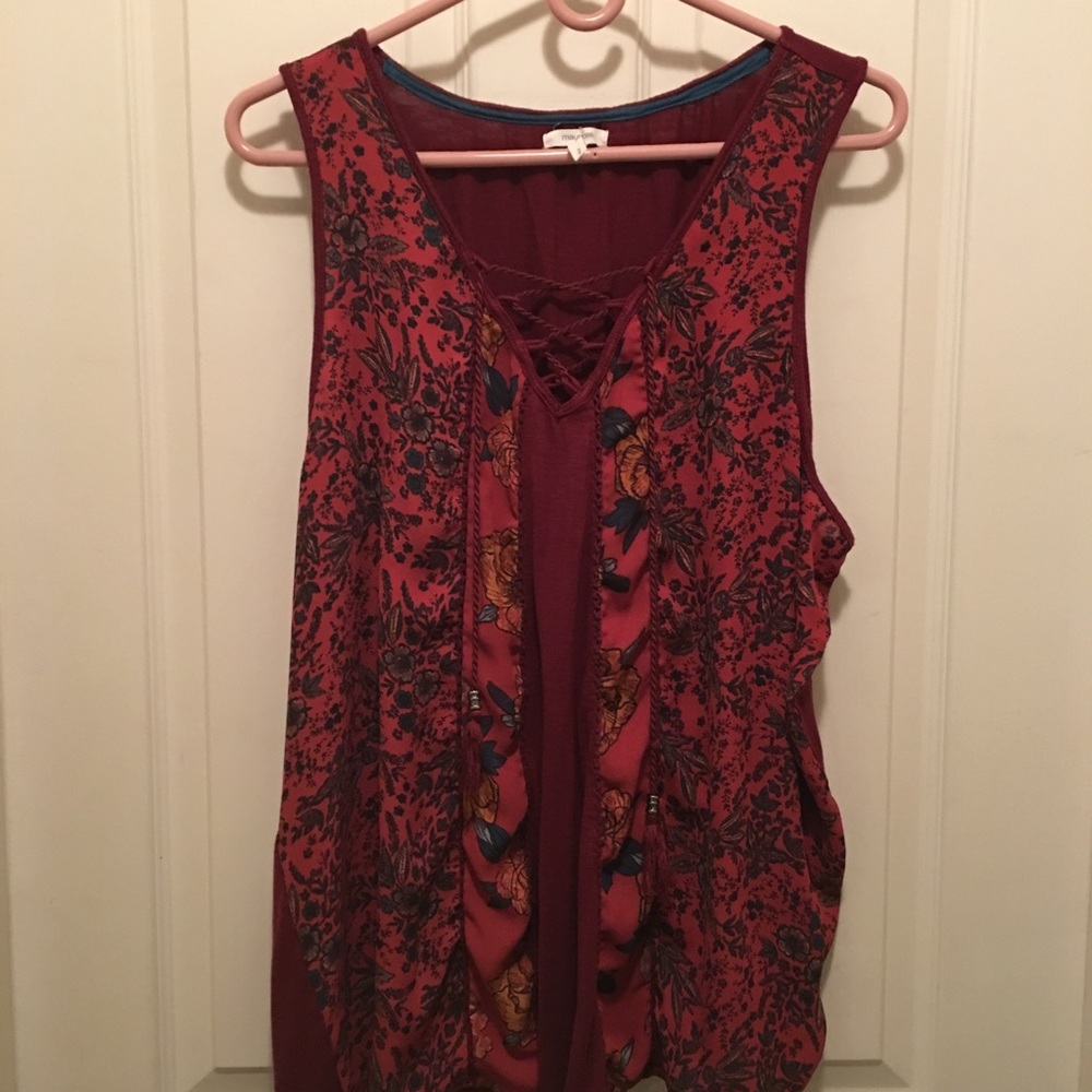 Maurice’s Size 2 Sleeveless Blouse